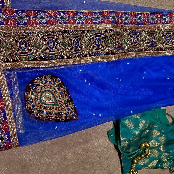 Blue lehenga with blouse - Picture 2 of 4